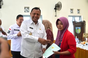 Pemkab Kediri bagikan sertifikat tanah warga dua desa 