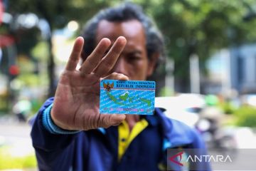 Cetak KTP DKI Jakarta hanya butuh 10-15 menit saja