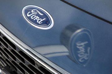 Ford akan pangkas 4.000 pekerjaan di Eropa imbas lesunya permintaan EV