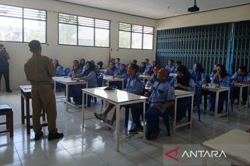 Guru dan murid bertukar peran peringati Hari Guru di Temanggung