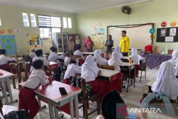 UI edukasi siswa soal plastik dan ajak cinta lingkungan sejak dini