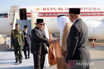 Presiden RI tiba di Abu Dhabi dan sempat dikawal pesawat tempur