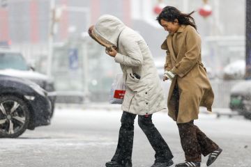 China perbarui peringatan untuk gelombang dingin dan angin kencang