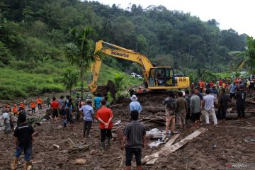 Kemensos salurkan bantuan respon banjir di Deli Serdang