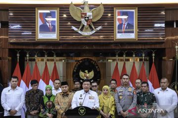 Rapat koordinasi Menko Polkam dan KPU terkait kesiapan Pilkada serentak 2024