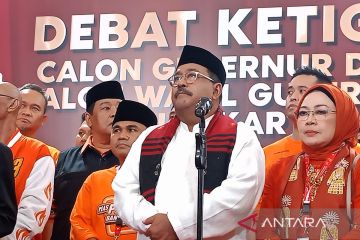 Rano Karno dan keluarga akan coblos di TPS 039 Lebak Bulus