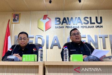 Bawaslu lakukan kajian awal atas 130 dugaan politik uang Pilkada 2024