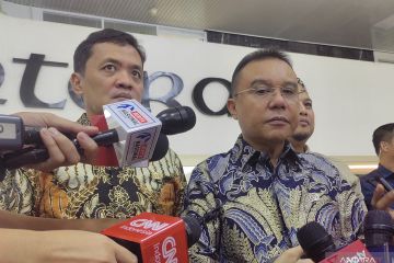 DPR kaji rencana kenaikan PPN 12 persen diterapkan 2025