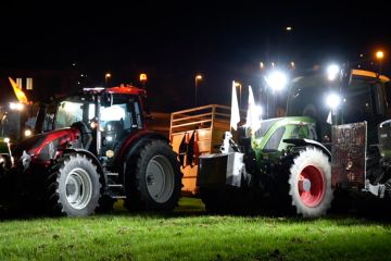 Aksi protes petani Prancis atas kesepakatan perdagangan UE-Mercosur