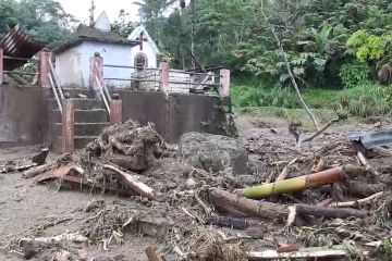 Banjir bandang di Sibolangit Deli Serdang, empat orang meninggal