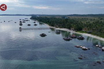 Mengenal desa wisata dengan pasir putih dan istana sampah di Bintan