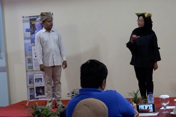 Mengenalkan animasi keminangkabauan berbahasa isyarat