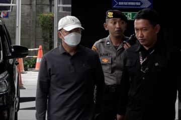 Terjaring OTT, Gubernur Bengkulu Rohidin Mersyah tiba di kantor KPK