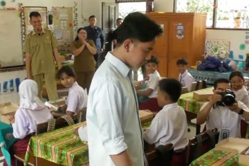 Wapres tinjau makan bergizi gratis di SDN 1 Langkai Palangka Raya