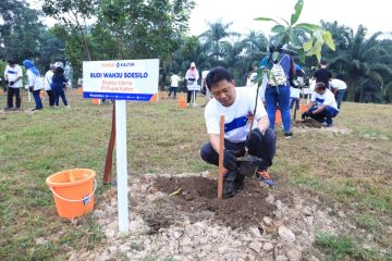 Pupuk Kaltim komitmen pengurangan emisi karbon lewat Community Forest