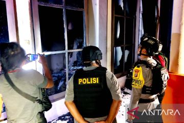 Polres Tambrauw selidiki kasus pembakaran Kantor Distrik Bamusbama