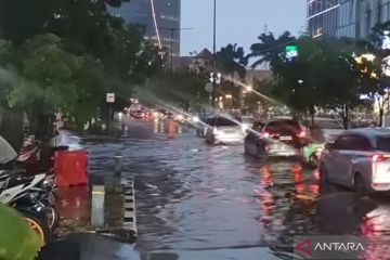 Jakbar tambah pompa untuk atasi banjir di Tanjung Duren