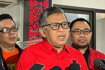 Sekjen PDIP dan eks pacar Kaesang saling tukar informasi berharga