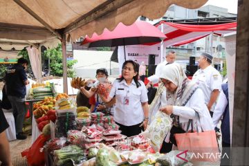 DKI jaga stabilitas harga pokok jelang  Natal dan tahun baru