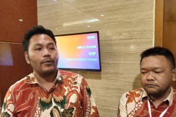 Dua komisioner KPU Kota Semarang "walk out" saat rekapitulasi suara