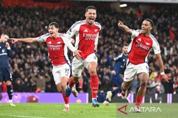 Arsenal lanjutkan tren kemenangan setelah tekuk Manchester United 2-0