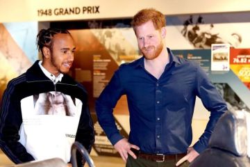 Pangeran Harry bantah rumor perceraian dengan Meghan Markle