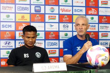 Cornelli sebut absennya Munster di lapangan beri keuntungan Arema FC