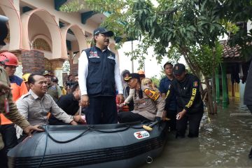 Mensos gelontorkan Rp900 juta untuk logistik banjir Pasuruan