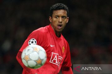 Eks bintang MU Luis Nani pensiun dari sepak bola profesional