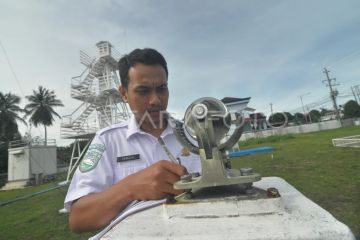 BMKG terbitkan peringatan cuaca ekstrem saat libur Natal