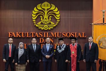 Waka MPR Eddy Soeparno raih gelar Doktor Ilmu Politik dari UI
