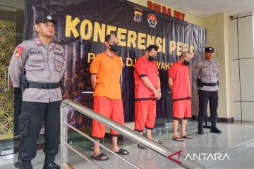 Polda DIY bekuk tiga tersangka penipuan bermodus pinjaman Rp25 miliar