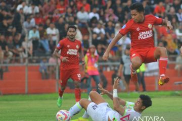 Laga Semen Padang lawan Persebaya berakhir imbang tanpa gol