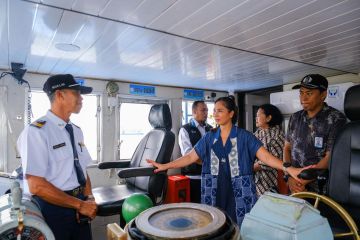 Wamenpar tinjau kesiapan Pelabuhan Ketapang-Gilimanuk pada libur Natal