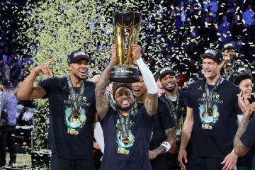 Kisah perjuangan Milwaukee Bucks taklukkan NBA Cup 2024