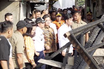 Wapres tinjau lokasi kebakaran di Kemayoran