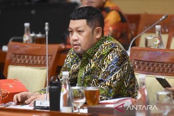 Anggota DPR minta polisi usut tuntas kasus penembakan bos rental mobil
