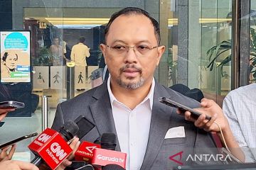 KPK periksa Riezky Aprilia soal pencalonan Harun Masiku