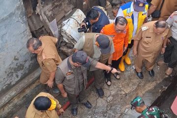 BNPB lakukan operasi modifikasi cuaca kurangi banjir di Bandarlampung