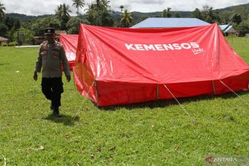 Gempa bumi Kemensos dirikan tenda di Kolaka Timur