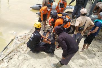 Evakuasi korban longsor di Parit 2 Bangka Selatan