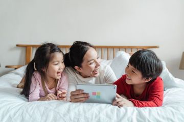 Syarat batasan usia anak boleh punya medsos di Indonesia