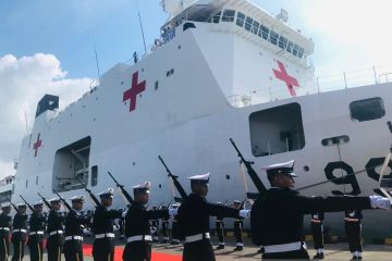 TNI AL siapkan tiga KRI rumah sakit untuk dikirim ke Gaza
