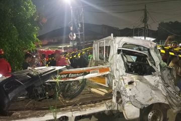 Seorang pria tewas tertabrak kereta di Stasiun Pondok Jati