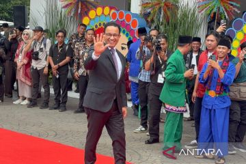 Eks gubernur DKI hadir di Balaikota Jakarta dan siap sambut Pram-Rano