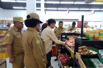 Jayapura temukan harga minyak goreng subsidi di atas HET