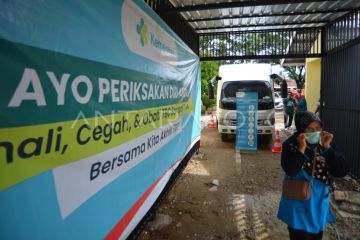 Pelayanan rontgen gratis di Padang