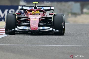 Russell percaya Hamilton mampu berbuat banyak bersama Ferrari
