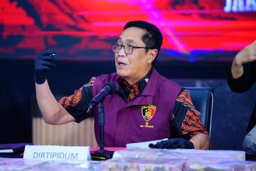 Hukum kemarin, Korupsi tata kelola minyak hingga vonis GM PT Antam