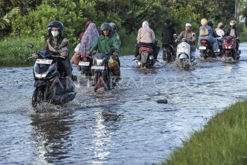 Banjir rob di Kuala Tungkal
